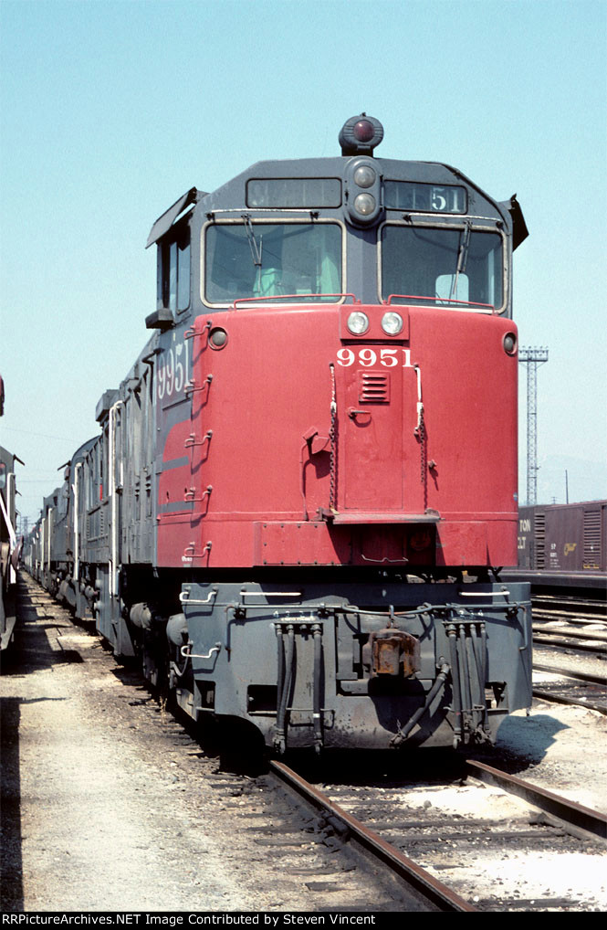 Southern Pacific U50 #9951 in deadline.